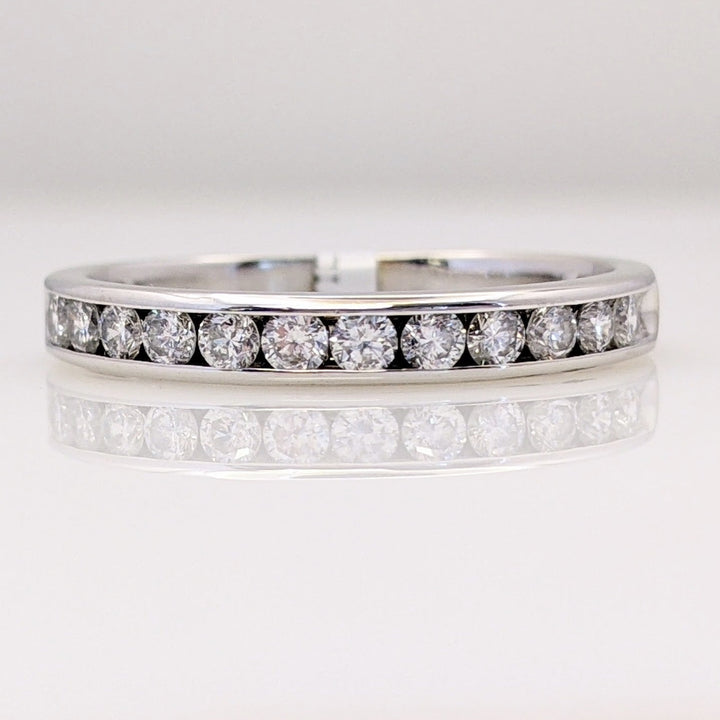 14K .42 CARAT TOTAL WEIGHT SI2 H DIAMOND ROUND (12) ESTATE CHANNEL BAND 2.6 GRAMS