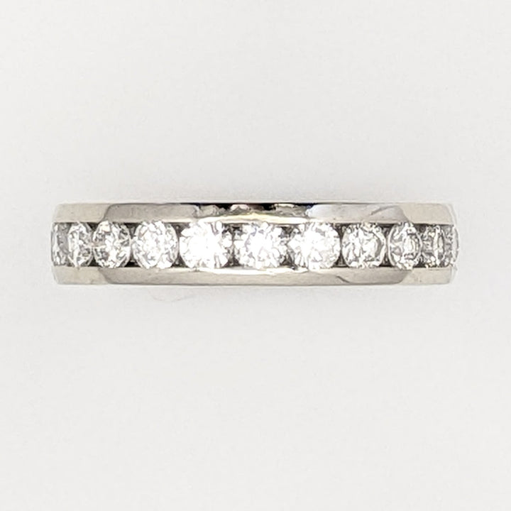 14K WHITE .91 CARAT TOTAL WEIGHT SI2 I DIAMOND ROUND (14) ESTATE CHANNEL BAND 4.6 GRAMS