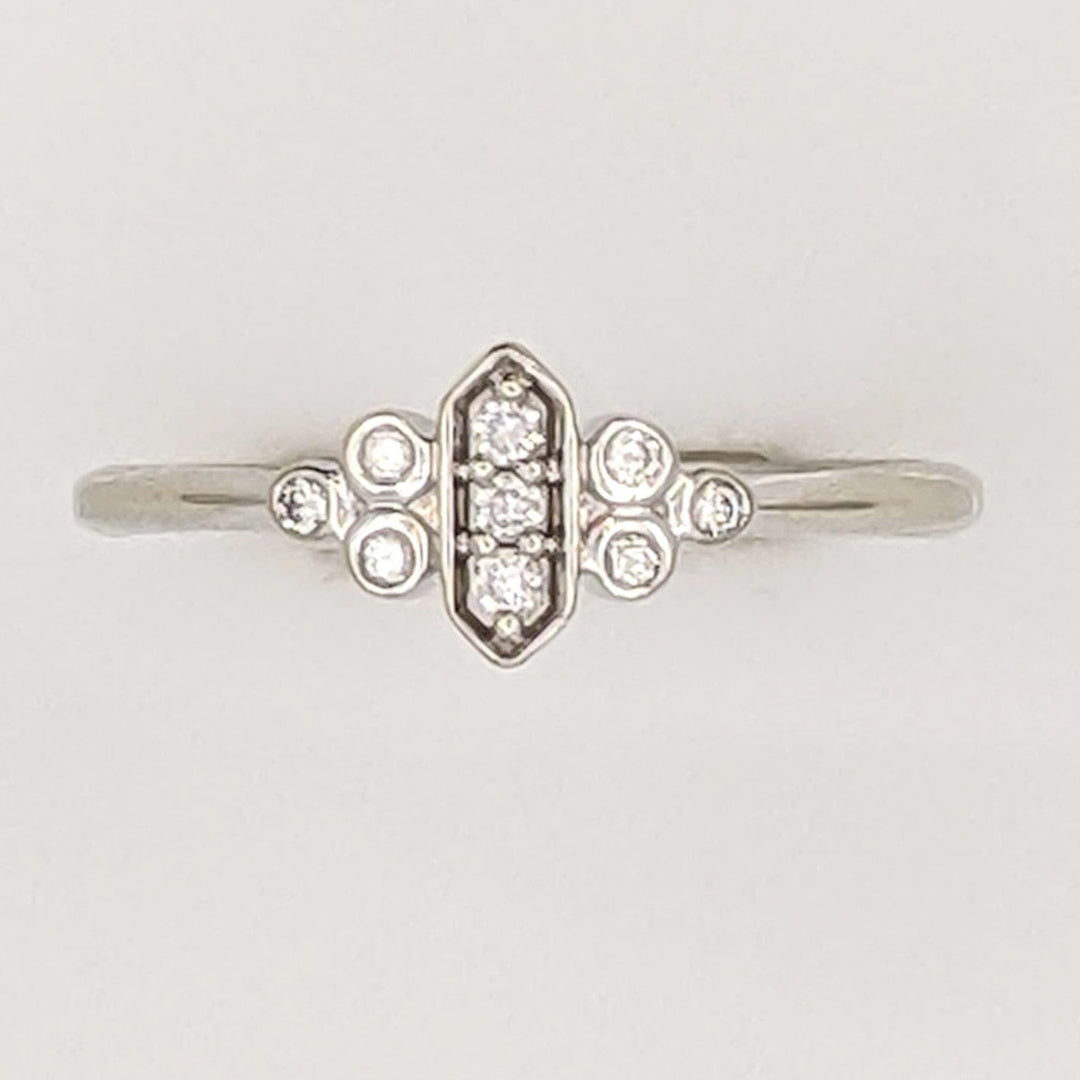 10K WHITE .10 CARAT TOTAL WEIGHT I1 G DIAMOND ROUND (9) ESTATE FASHION RING 1.6 GRAMS