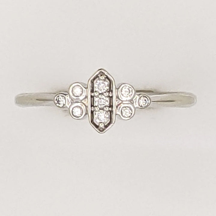 10K WHITE .10 CARAT TOTAL WEIGHT I1 G DIAMOND ROUND (9) ESTATE FASHION RING 1.6 GRAMS