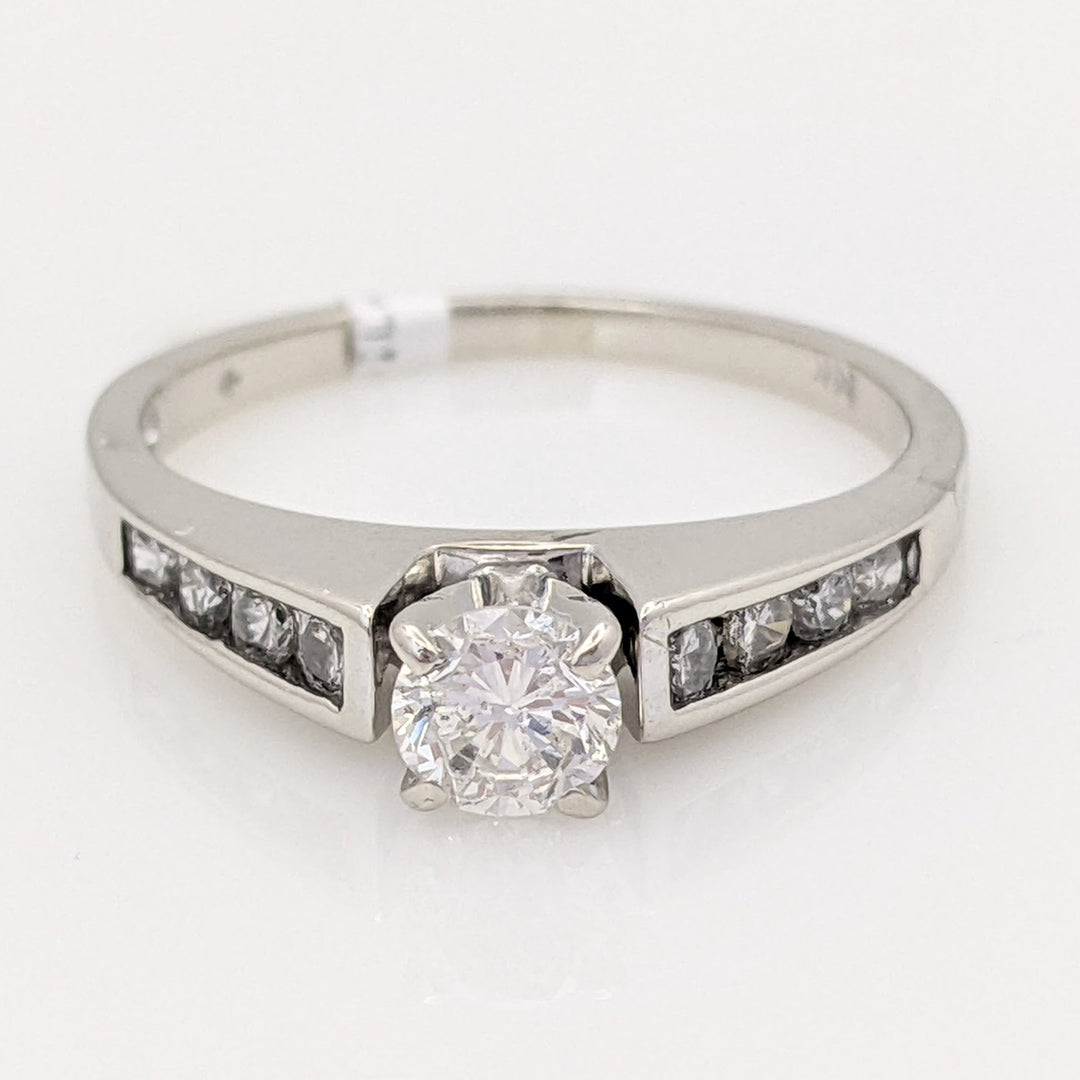 14K WHITE .57 CARAT TOTAL WEIGHT I1 H DIAMOND ROUND (9) ESTATE RING 2.6 GRAMS