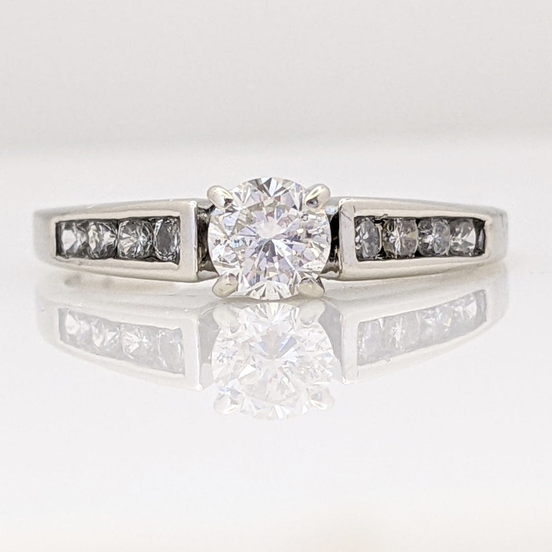 14K WHITE .57 CARAT TOTAL WEIGHT I1 H DIAMOND ROUND (9) ESTATE RING 2.6 GRAMS