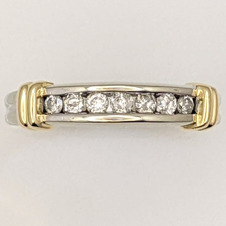 14K TWO-TONE .25 CARAT TOTAL WEIGHT I2 H DIAMOND ROUND (7) ESTATE CHANNEL BAND 3.4 GRAMS