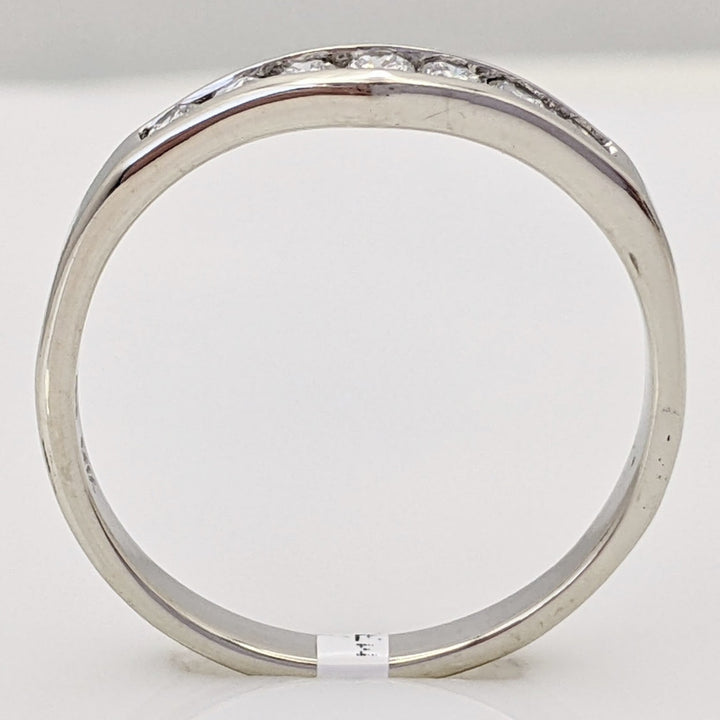 14K WHITE .28 CARAT TOTAL WEIGHT SI2 H DIAMOND ROUND (7) CURVED ESTATE CHANNEL BAND 2.3 GRAMS