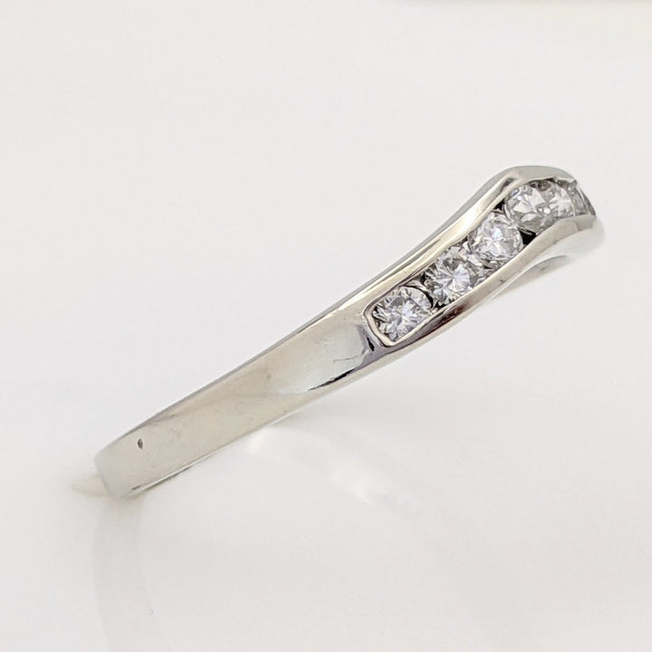 14K WHITE .28 CARAT TOTAL WEIGHT SI2 H DIAMOND ROUND (7) CURVED ESTATE CHANNEL BAND 2.3 GRAMS