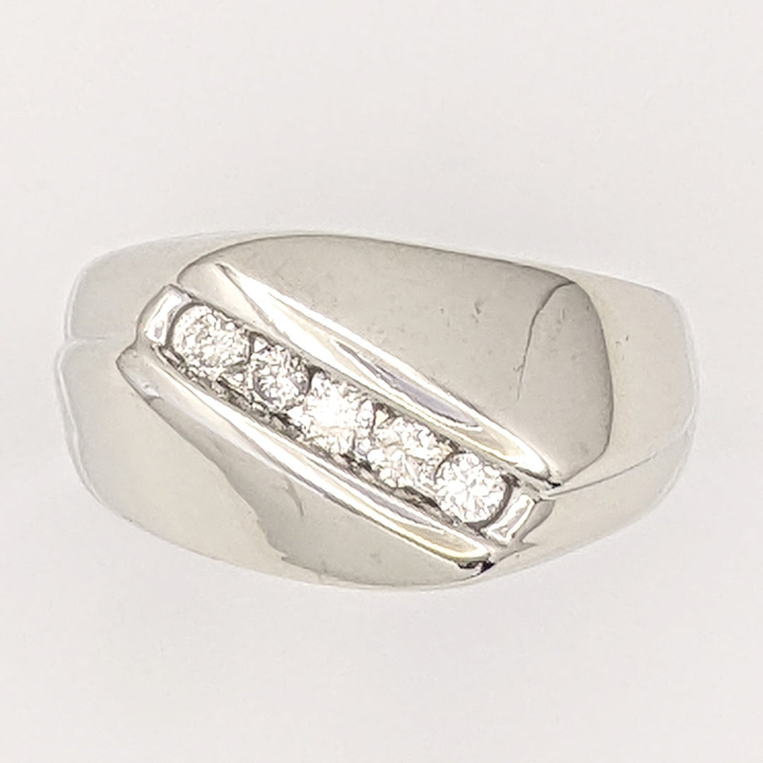 10K WHITE .23 CARAT TOTAL WEIGHT I1 H DIAMOND ROUND (5) ESTATE CHANNEL BAND 4.8 GRAMS