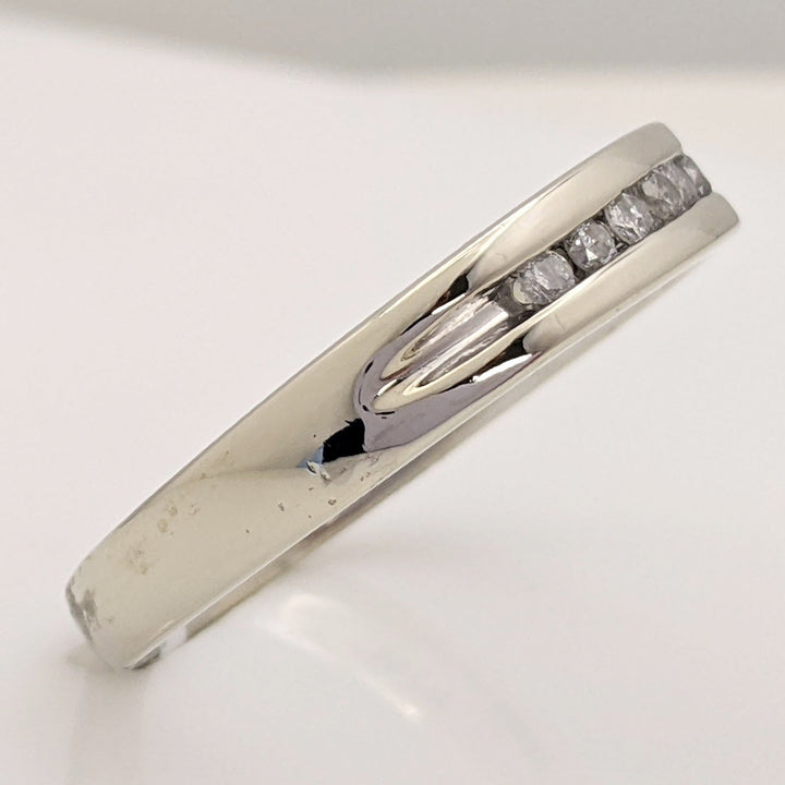 10K WHITE .25 CARAT TOTAL WEIGHT I1 H DIAMOND ROUND (8) ESTATE CHANNEL BAND 5.0 GRAMS
