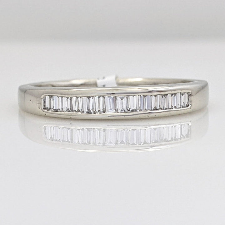 14K WHITE .28 CARAT TOTAL WEIGHT VS2 H DIAMOND BAGUETTE (14) ESTATE CHANNEL BAND 2.3 GRAMS