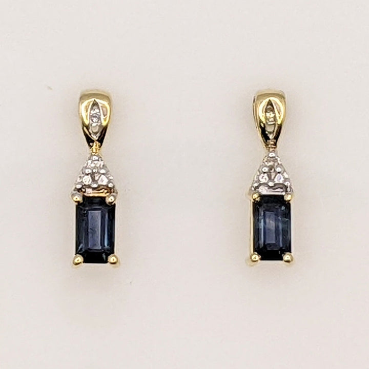 14K SAPPHIRE EMERALD CUT 3X5 WITH (4) MELEE ESTATE EARRINGS 1.1 GRAMS