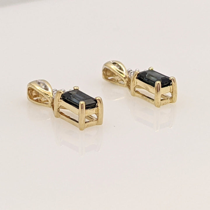 14K SAPPHIRE EMERALD CUT 3X5 WITH (4) MELEE ESTATE EARRINGS 1.1 GRAMS