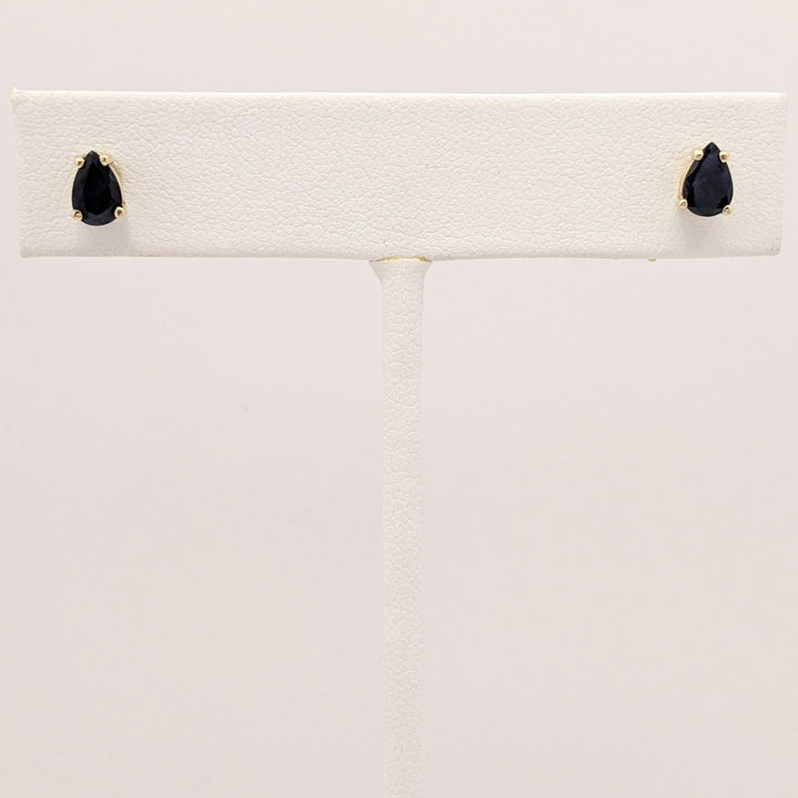 10K SAPPHIRE PEAR (2) ESTATE STUD EARRINGS 0.9 GRAMS