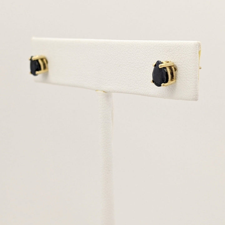 10K SAPPHIRE PEAR (2) ESTATE STUD EARRINGS 0.9 GRAMS