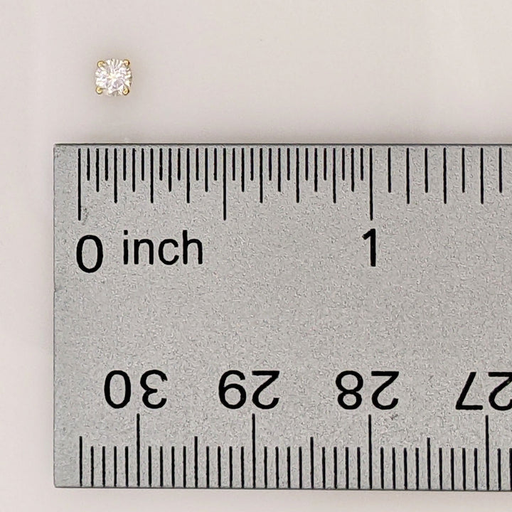 14K .26 CARAT TOTAL WEIGHT I2 I DIAMOND ROUND (2) ESTATE STUD EARRINGS 0.7 GRAMS