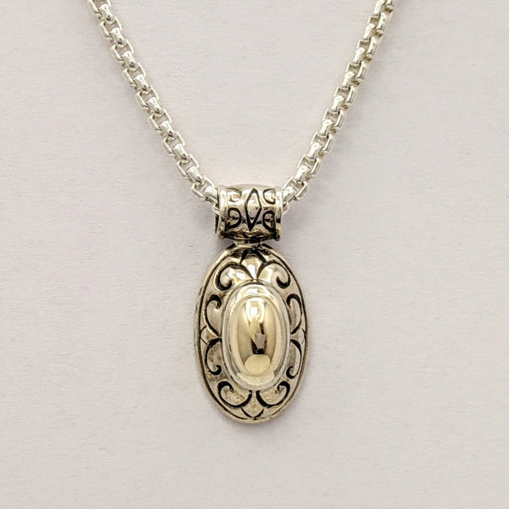 STERLING SILVER/ 14K OVAL VINTAGE ESTATE PENDANT & CHAIN 17.5 GRAMS