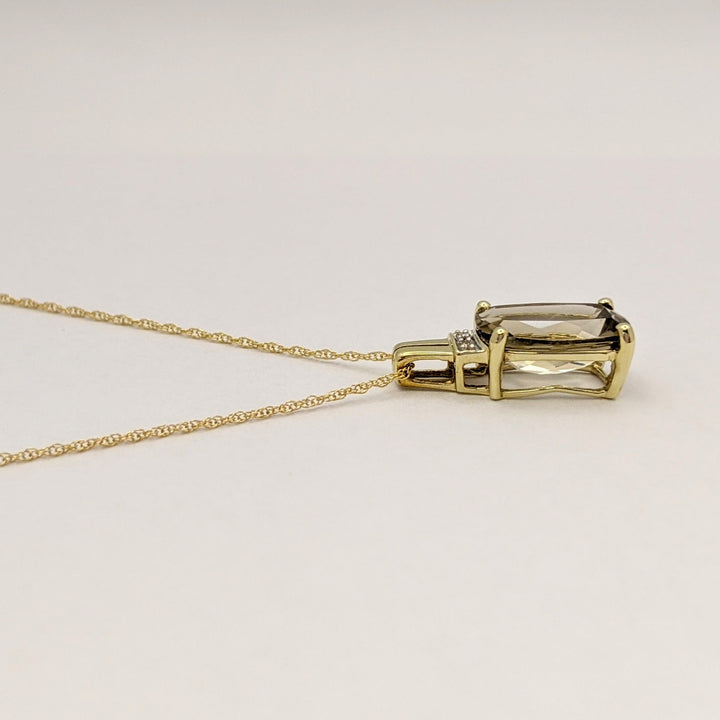 14K SMOKEY QUARTZ CUSHION CUT 8X12 WITH (2) MELEE ESTATE PENDANT & CHAIN 2.1 GRAMS