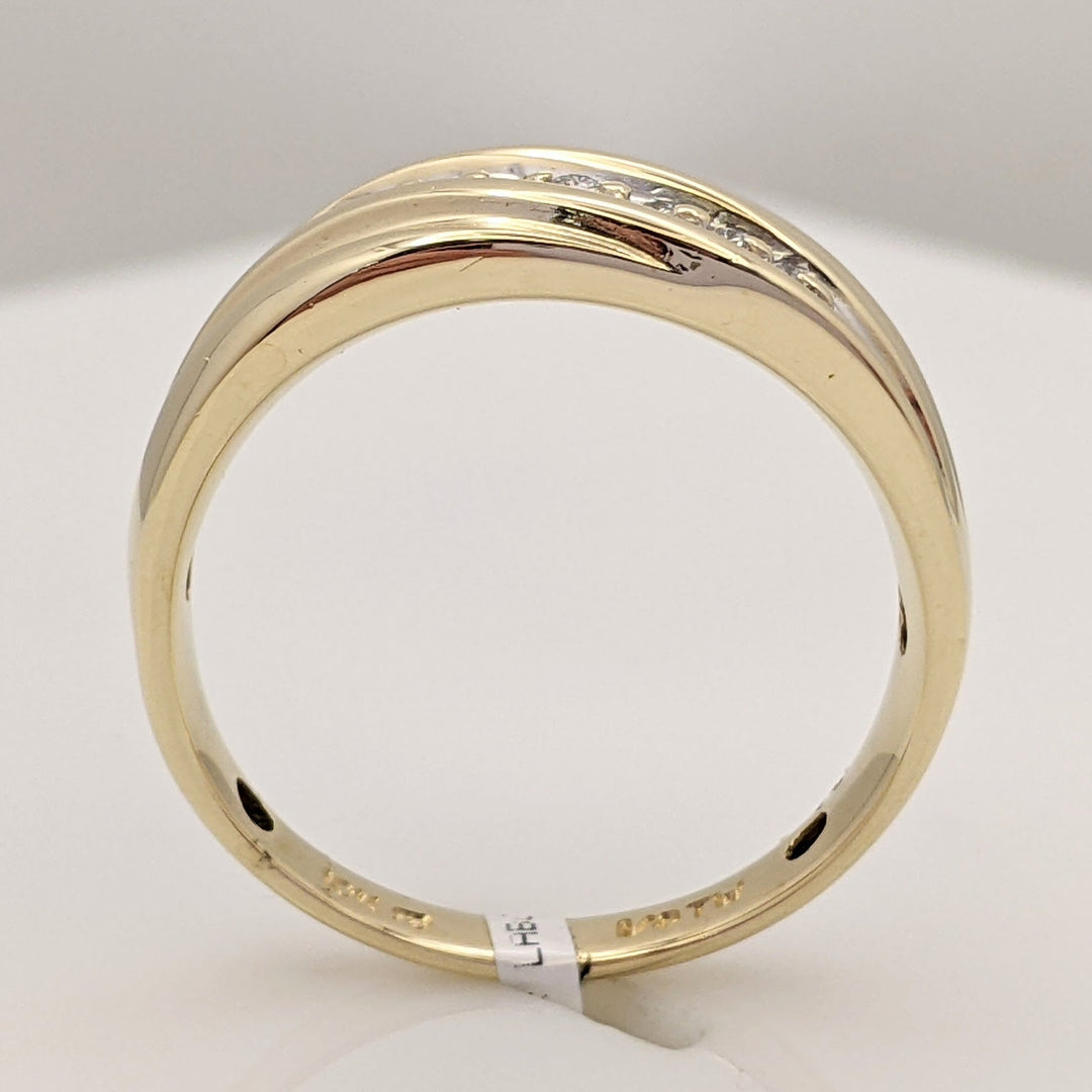 10K .14 CARAT TOTAL WEIGHT I1 H DIAMOND ROUND (7) ESTATE BAND 4.0 GRAMS