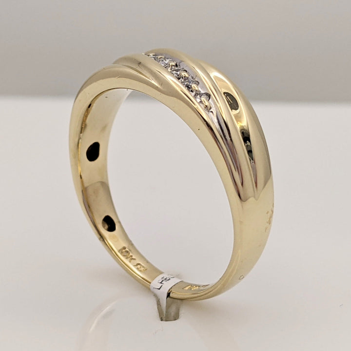 10K .14 CARAT TOTAL WEIGHT I1 H DIAMOND ROUND (7) ESTATE BAND 4.0 GRAMS