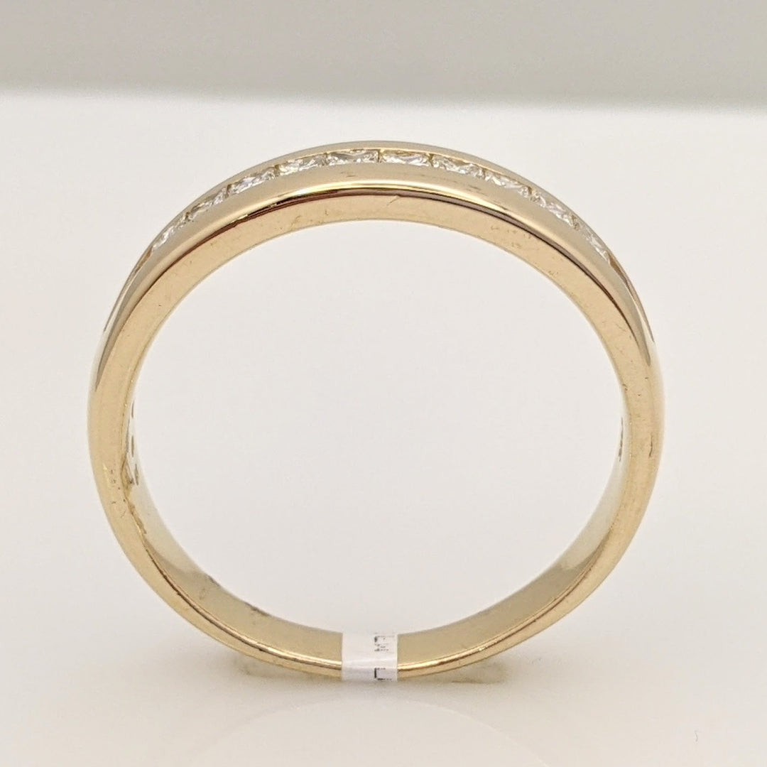 14K .63 CARAT TOTAL WEIGHT SI2 J DIAMOND ROUND (10) ESTATE CHANNEL BAND 5.6 GRAMS