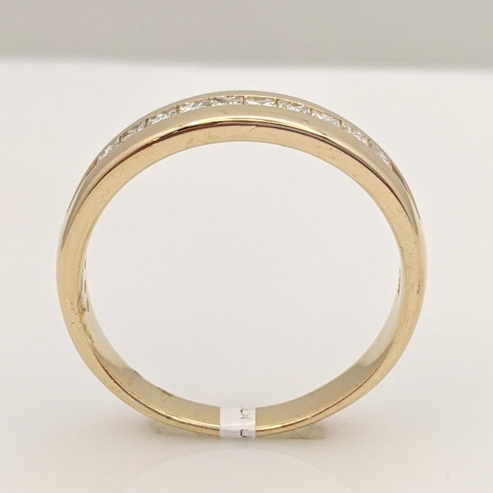 14K .63 CARAT TOTAL WEIGHT SI2 J DIAMOND ROUND (10) ESTATE CHANNEL BAND 5.6 GRAMS
