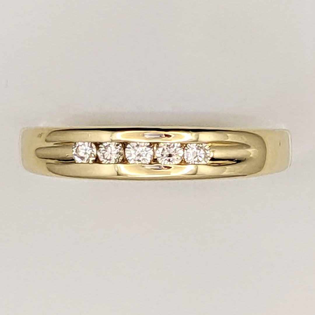 14K .23 CARAT TOTAL WEIGHT SI1 H DIAMOND ROUND (5) ESTATE CHANNEL BAND 4.2 GRAMS