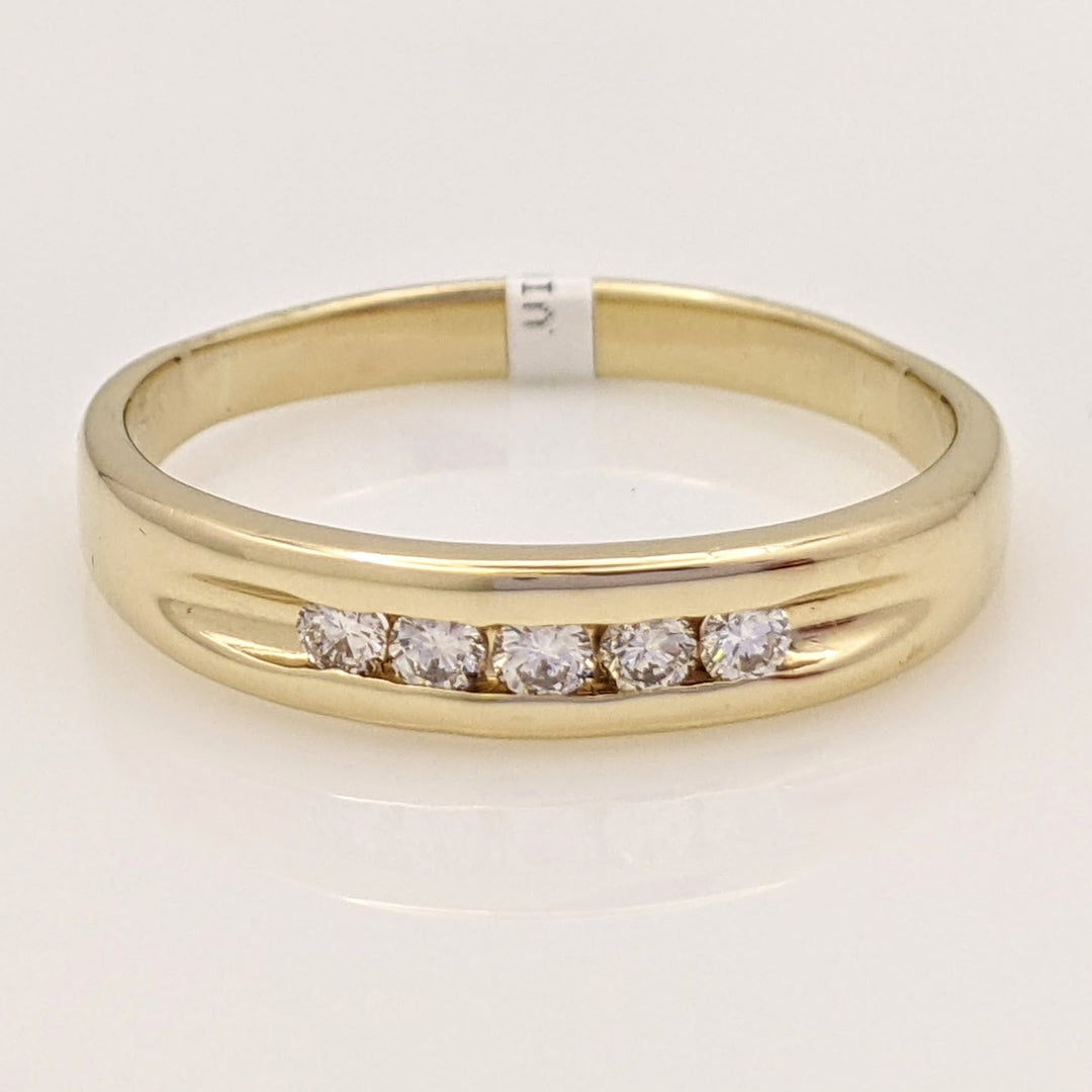 14K .23 CARAT TOTAL WEIGHT SI1 H DIAMOND ROUND (5) ESTATE CHANNEL BAND 4.2 GRAMS
