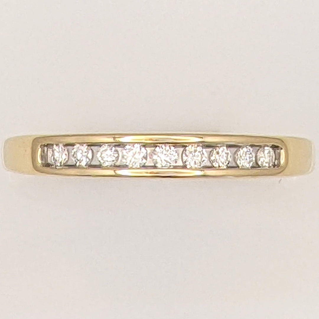 14K .23 CARAT TOTAL WEIGHT SI2 H DIAMOND ROUND (9) ESTATE CHANNEL BAND 2.6 GRAMS