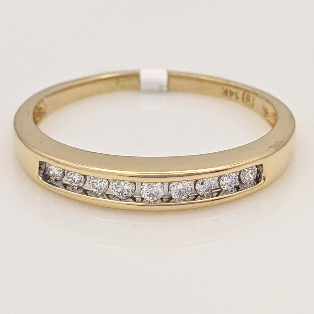 14K .23 CARAT TOTAL WEIGHT SI2 H DIAMOND ROUND (9) ESTATE CHANNEL BAND 2.6 GRAMS