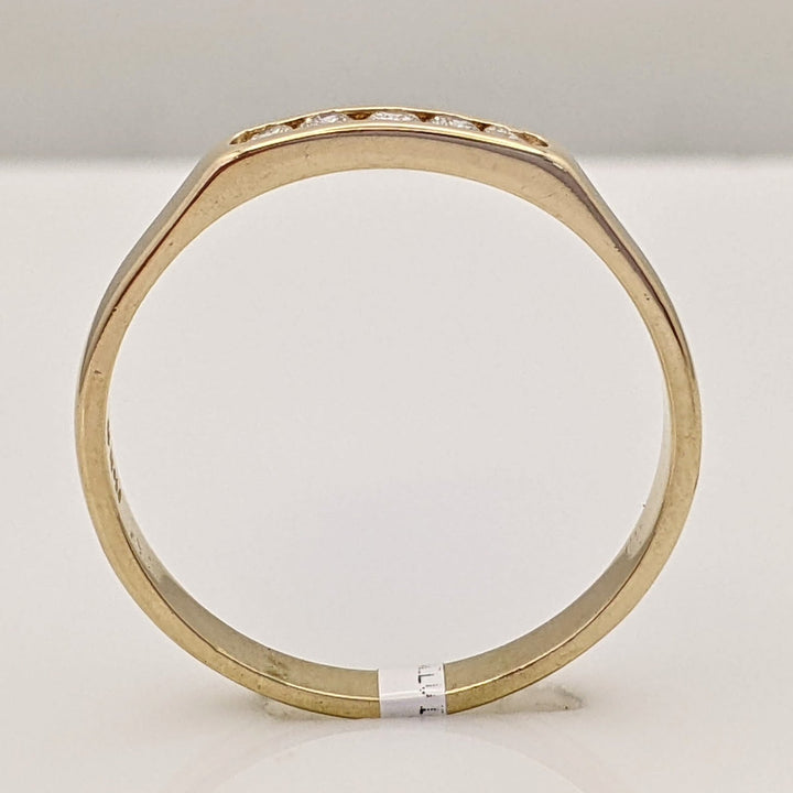 14K .15 CARAT TOTAL WEIGHT SI2 I DIAMOND ROUND (5) ESTATE CHANNEL BAND 2.5 GRAMS