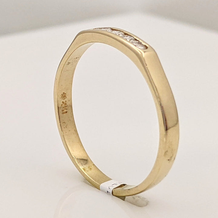14K .15 CARAT TOTAL WEIGHT SI2 I DIAMOND ROUND (5) ESTATE CHANNEL BAND 2.5 GRAMS