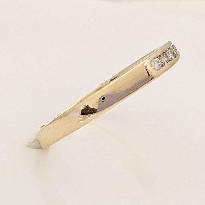 14K .15 CARAT TOTAL WEIGHT SI2 I DIAMOND ROUND (5) ESTATE CHANNEL BAND 2.5 GRAMS