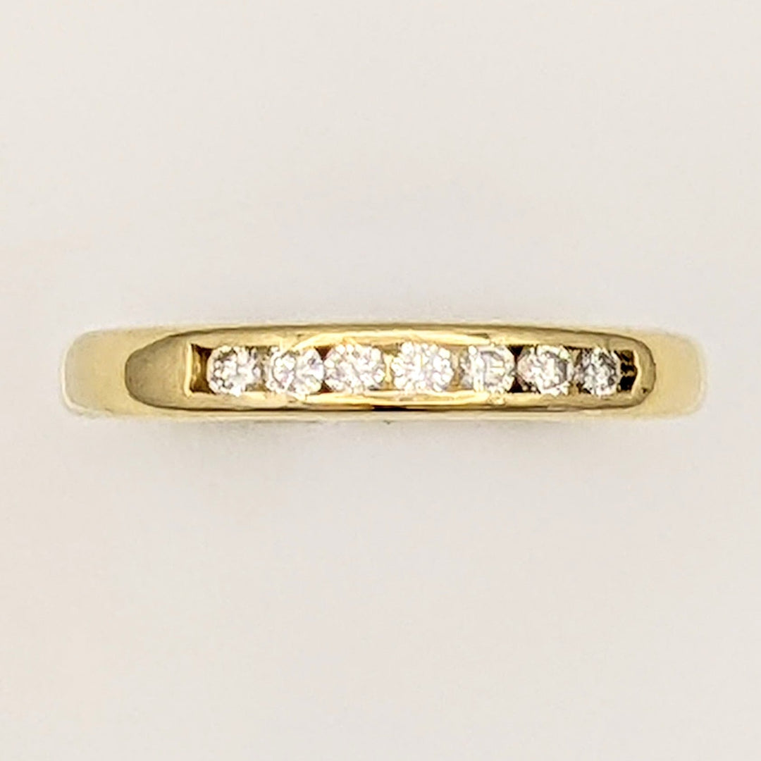 14K .21 CARAT TOTAL WEIGHT SI2 H DIAMOND ROUND (7) ESTATE CHANNEL BAND 2.5 GRAMS