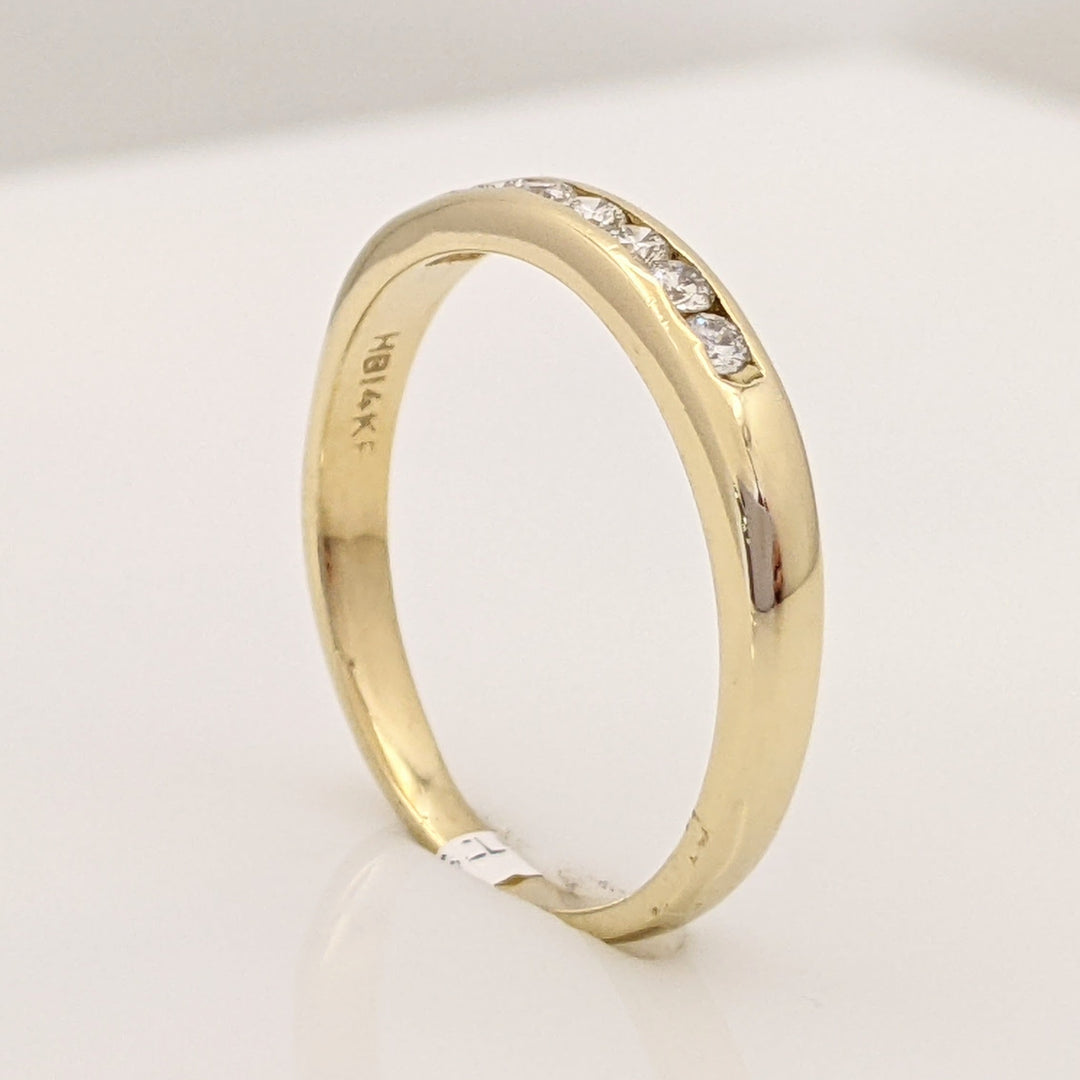 14K .21 CARAT TOTAL WEIGHT SI2 H DIAMOND ROUND (7) ESTATE CHANNEL BAND 2.5 GRAMS