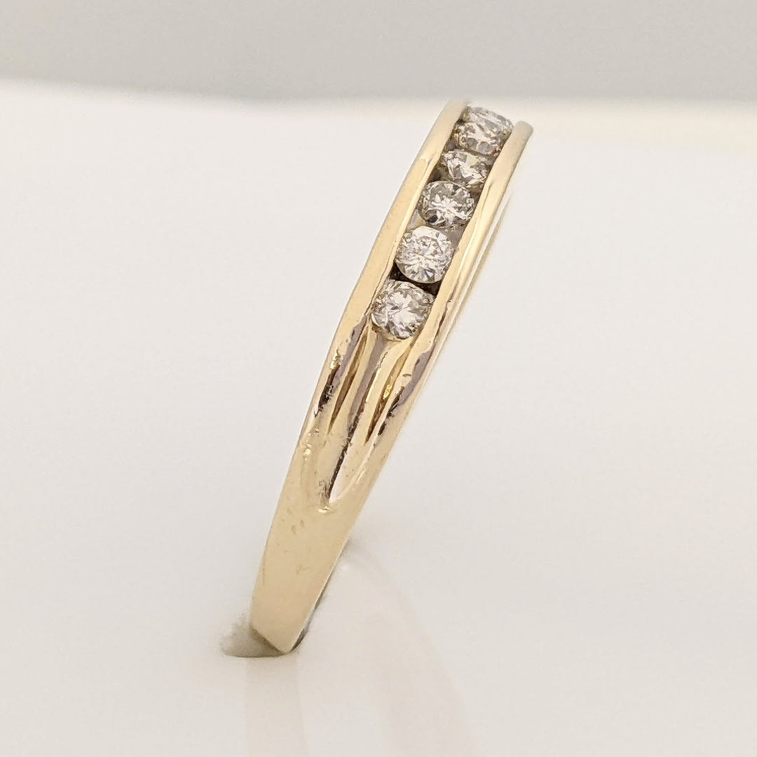 14K .35 CARAT TOTAL WEIGHT I1 I DIAMOND ROUND (10) ESTATE CHANNEL BAND 2.6 GRAMS