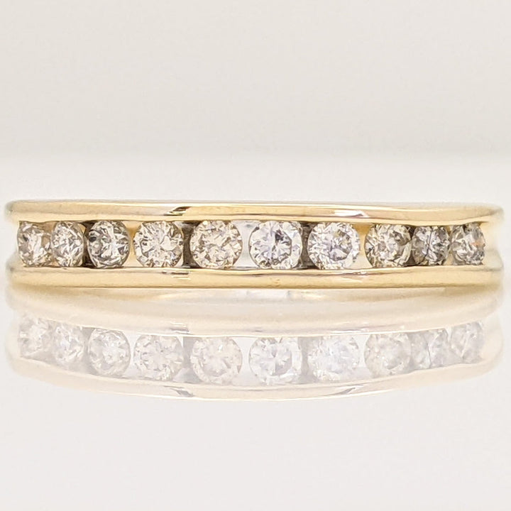 14K .35 CARAT TOTAL WEIGHT I1 I DIAMOND ROUND (10) ESTATE CHANNEL BAND 2.6 GRAMS