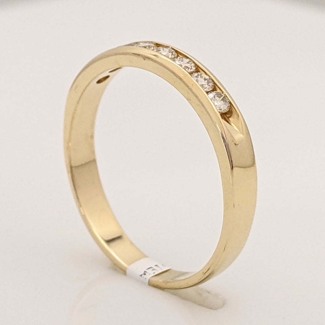 14K .24 CARAT TOTAL WEIGHT VS2 I DIAMOND ROUND (8) ESTATE CHANNEL BAND 1.9 GRAMS