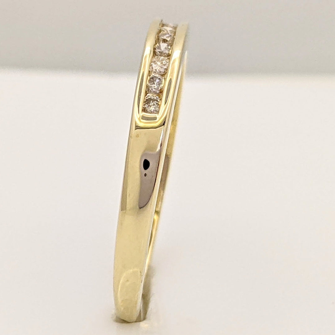 14K .24 CARAT TOTAL WEIGHT I1 H DIAMOND ROUND (12) ESTATE CHANNEL BAND 2.9 GRAMS