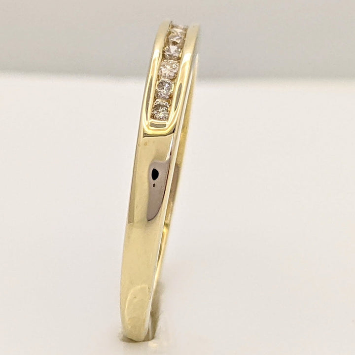 14K .24 CARAT TOTAL WEIGHT I1 H DIAMOND ROUND (12) ESTATE CHANNEL BAND 2.9 GRAMS