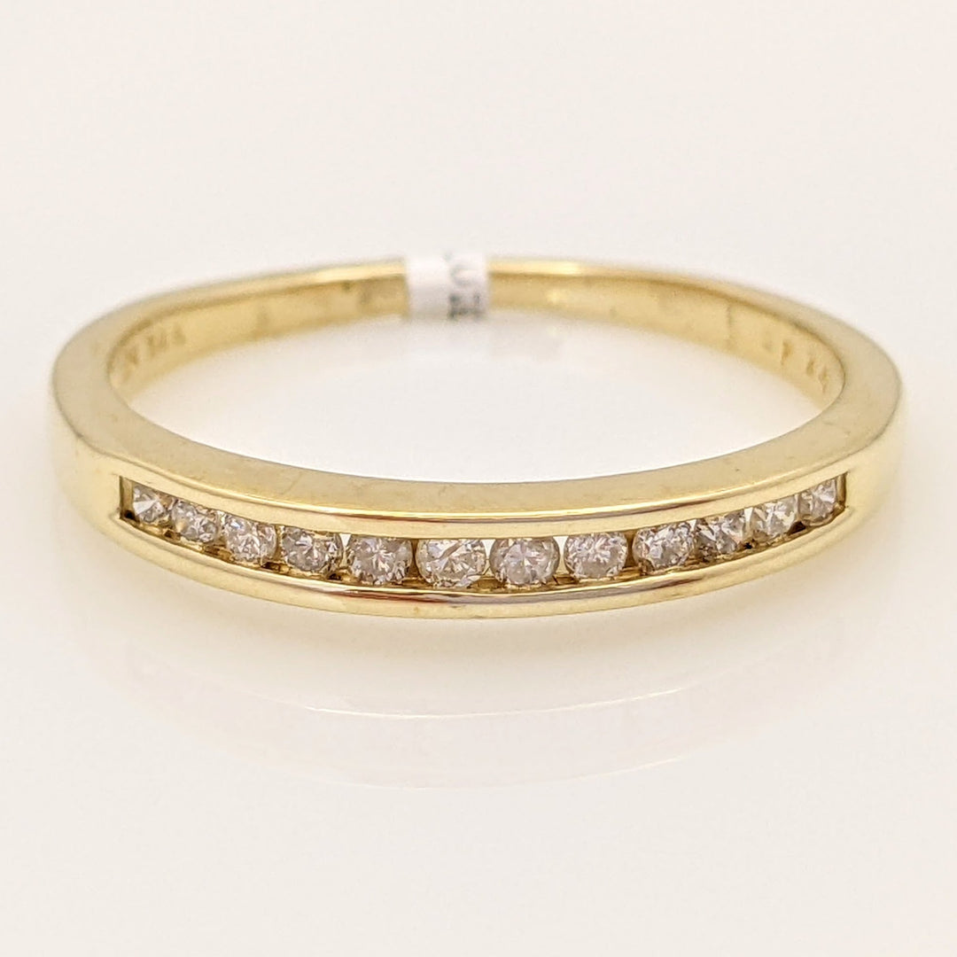 14K .24 CARAT TOTAL WEIGHT I1 H DIAMOND ROUND (12) ESTATE CHANNEL BAND 2.9 GRAMS
