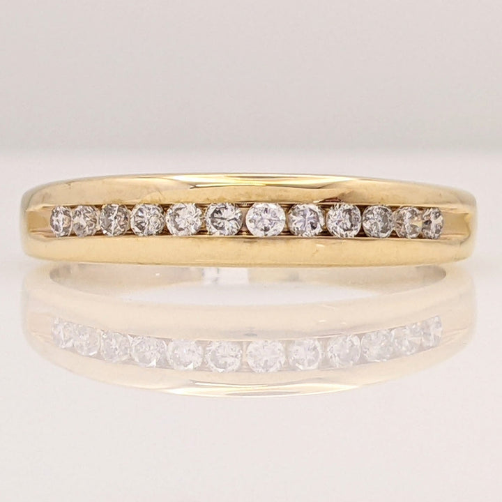 14K .24 CARAT TOTAL WEIGHT I1 H DIAMOND ROUND (12) ESTATE CHANNEL BAND 2.8 GRAMS