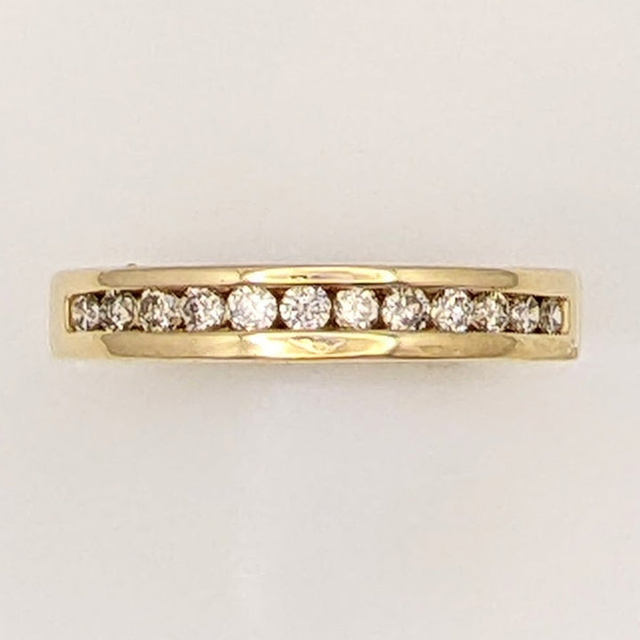 10K .24 CARAT TOTAL WEIGHT SI2 I DIAMOND ROUND (12) ESTATE CHANNEL BAND 2.5 GRAMS