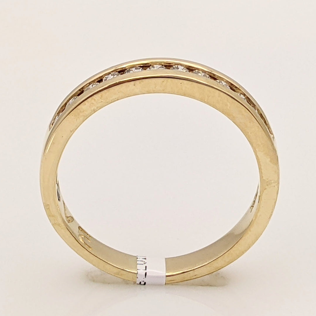 10K .24 CARAT TOTAL WEIGHT SI2 I DIAMOND ROUND (12) ESTATE CHANNEL BAND 2.5 GRAMS
