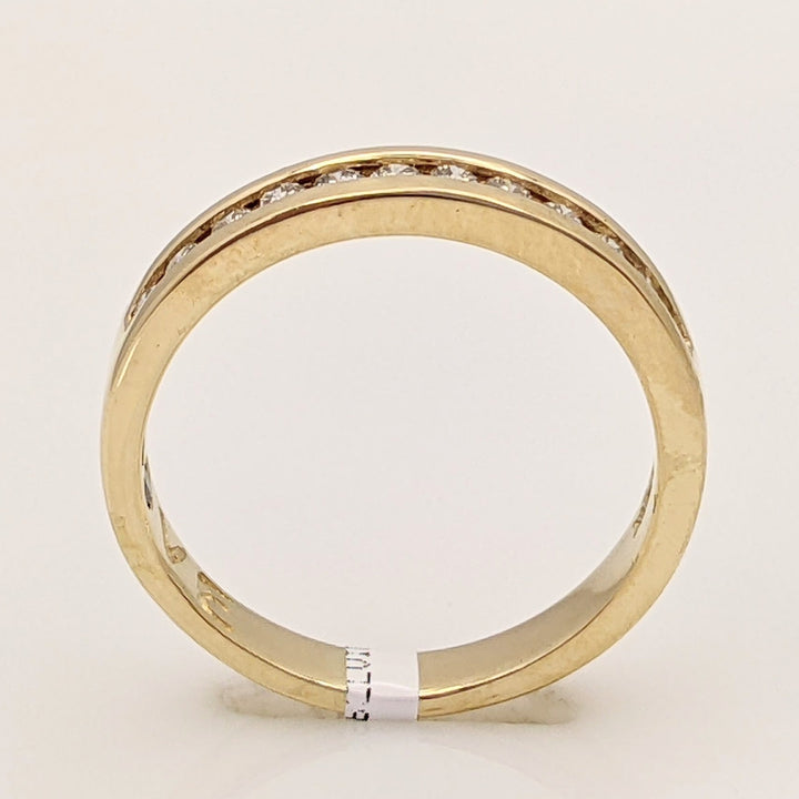 10K .24 CARAT TOTAL WEIGHT SI2 I DIAMOND ROUND (12) ESTATE CHANNEL BAND 2.5 GRAMS