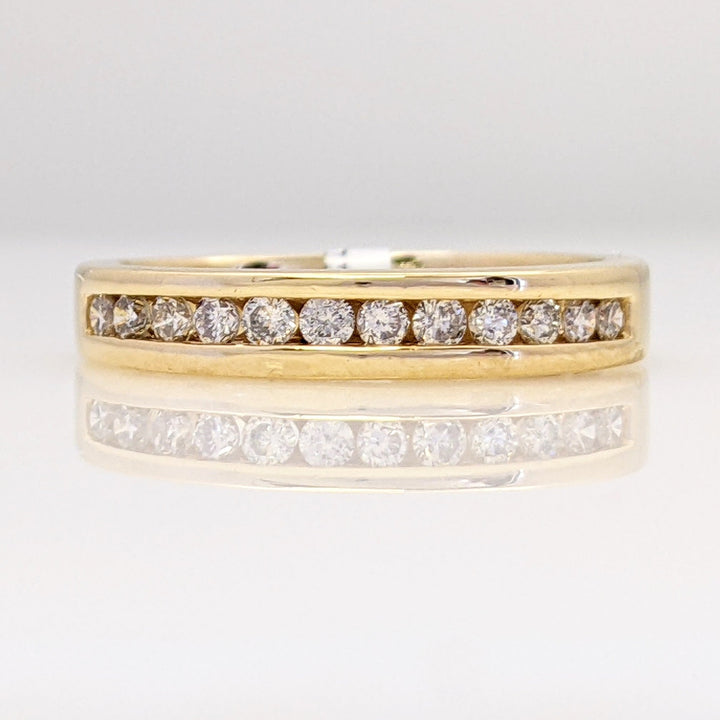 10K .24 CARAT TOTAL WEIGHT SI2 I DIAMOND ROUND (12) ESTATE CHANNEL BAND 2.5 GRAMS
