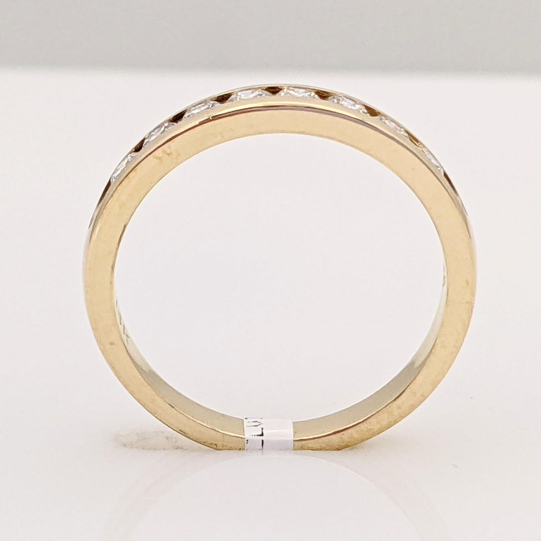 14K .34 CARAT TOTAL WEIGHT SI1 H DIAMOND ROUND (8) ESTATE CHANNEL BAND 2.2 GRAMS
