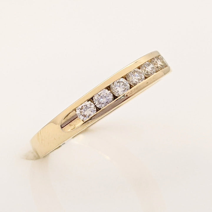 14K .34 CARAT TOTAL WEIGHT SI1 H DIAMOND ROUND (8) ESTATE CHANNEL BAND 2.2 GRAMS