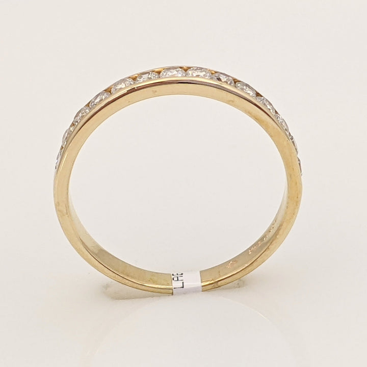 14K .42 CARAT TOTAL WEIGHT I1 I DIAMOND ROUND (14) ESTATE CHANNEL BAND 1.9 GRAMS