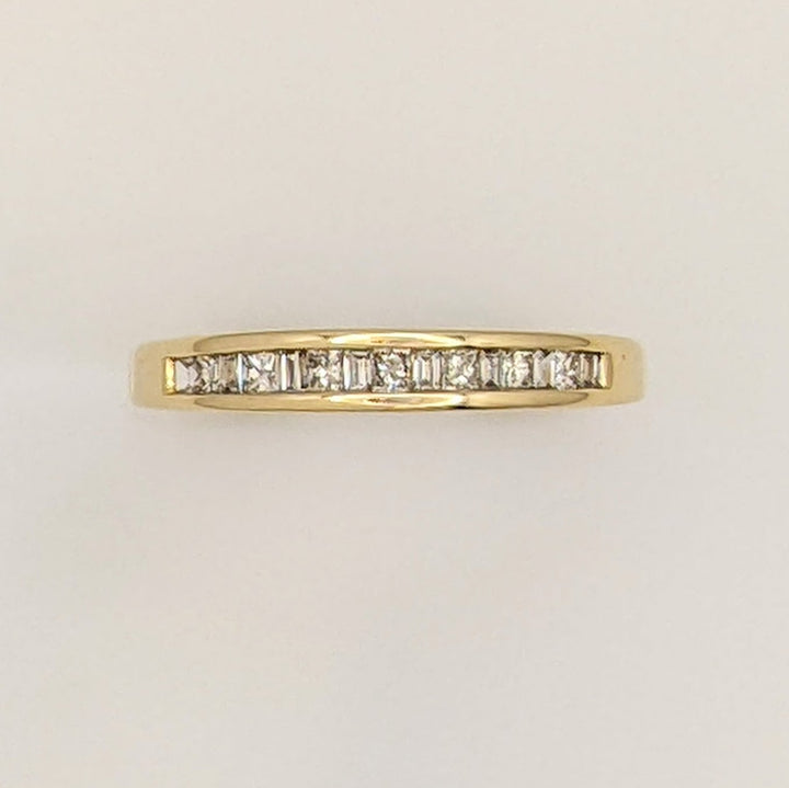 14K .29 CARAT TOTAL WEIGHT VS2 H DIAMOND PRINCESS CUT (7) BAGUETTE (8) ESTATE CHANNEL BAND 2.0 GRAMS