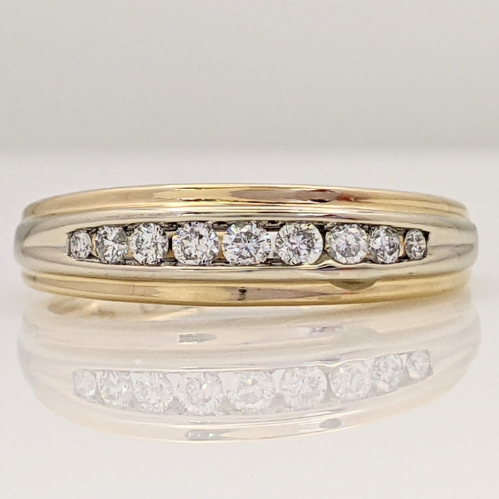 14K .20 CARAT TOTAL WEIGHT I1 H DIAMOND ROUND (9) ESTATE CHANNEL BAND 3.0 GRAMS
