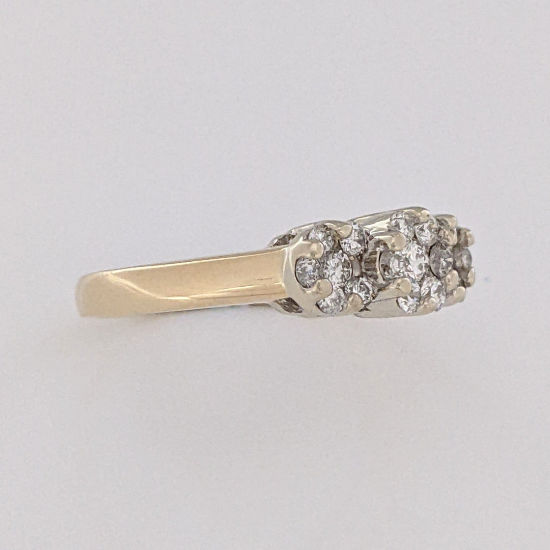 14K .54 CARAT TOTAL WEIGHT I1 I DIAMOND ROUND (19) 3-CLUSTER ESTATE RING 3.5 GRAMS