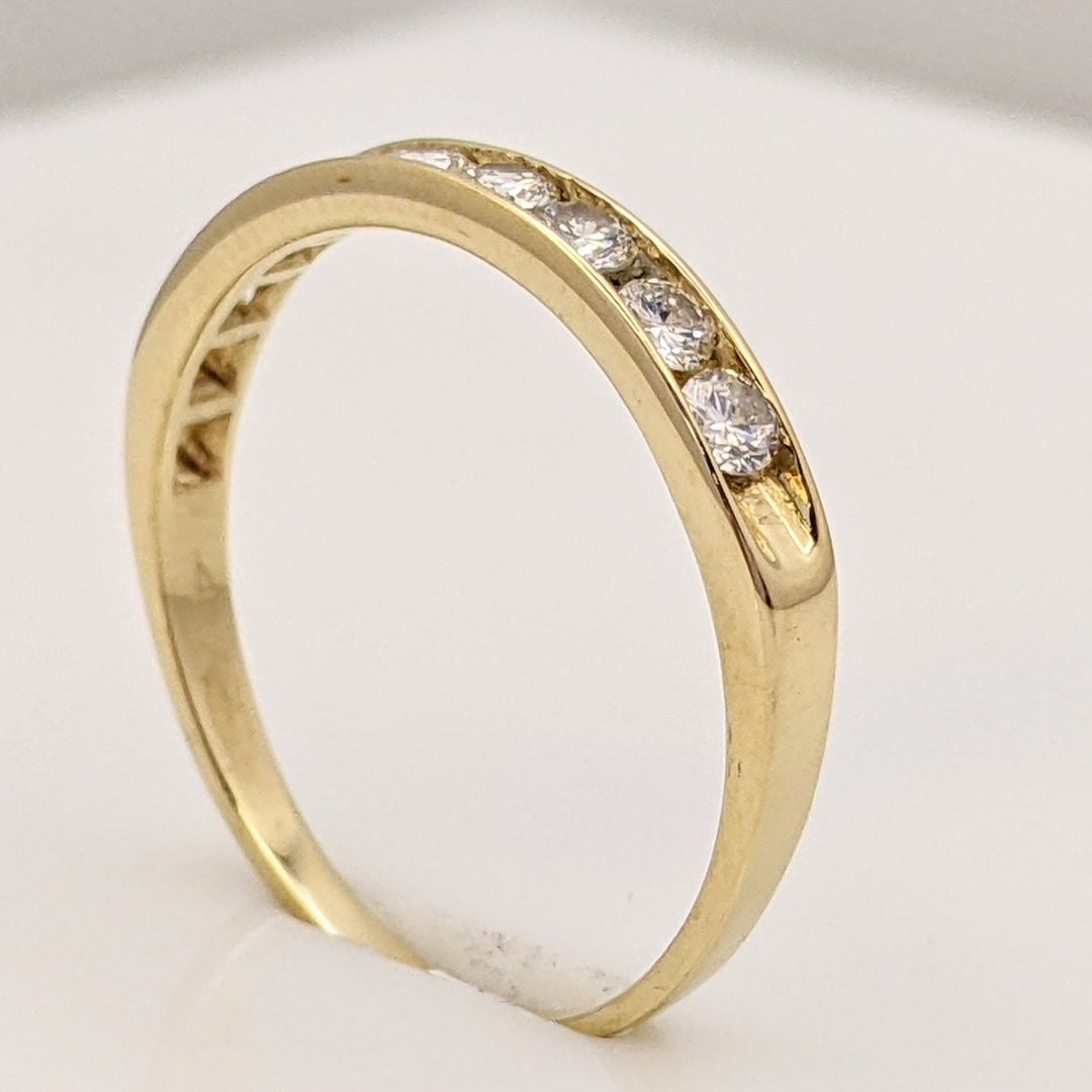14K .47 CARAT TOTAL WEIGHT SI1 H DIAMOND ROUND (8) ESTATE CHANNEL SET BAND 1.9 GRAMS
